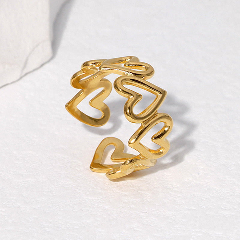 Anillo Abrazo de Corazones | Acero Inoxidable | Chapa Oro 18k